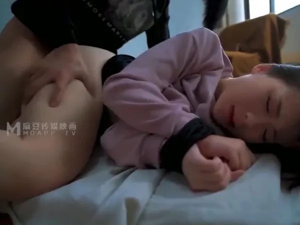 sex trung quo Bị tên biến thái bắt cóc khi đang đi dạo ~lin sihao