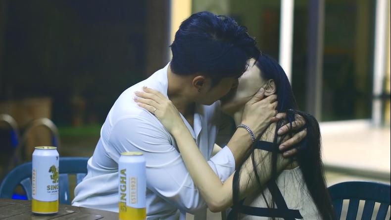 sex suh FC2_PPV_4576328 - Nữ phát thanh viên đầy tham vọng